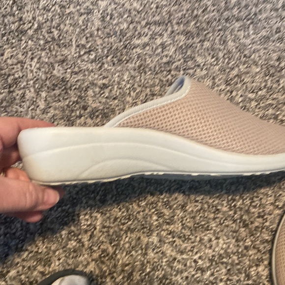 FlyFlot Slippers - Picture 4 of 6